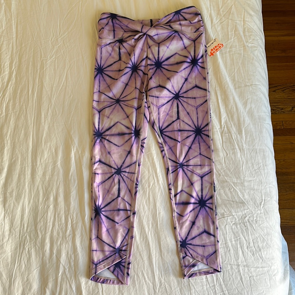 NWT FP movement leggings.
